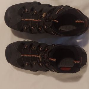 Eddie Bauer Size 11 mens sandals
